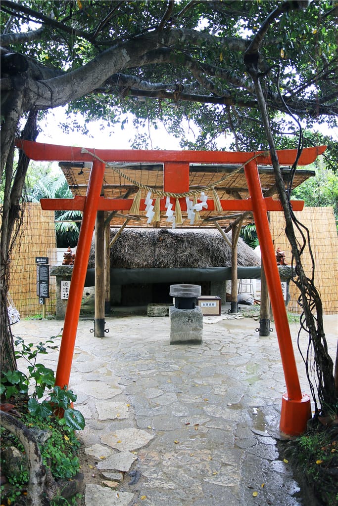 日本旅遊-琉球村主題樂園 沖繩風丨風獅爺 首次旅行琉球必逛的推薦傳藝景點!! - 第31張圖 IMG_3175