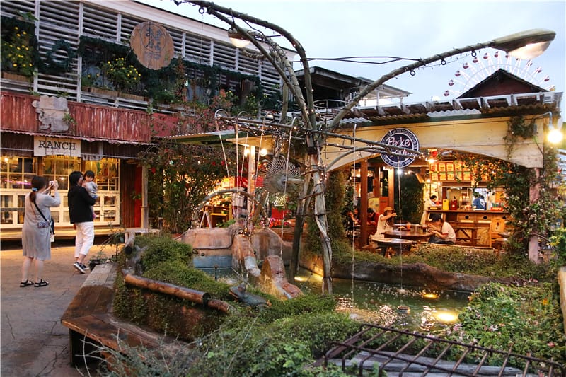 日本旅遊-美國村 沖繩中部最好逛好買的超大型 商店丨餐廳丨藥妝丨免稅店 - 第19張圖 IMG_3344