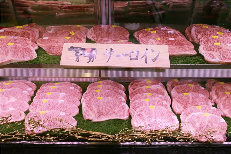 日本美食-肉屋ししゃ 沖繩丨那霸 平和通商店街裡的高檔石垣和牛握壽司 - 第3張圖 IMG_3863