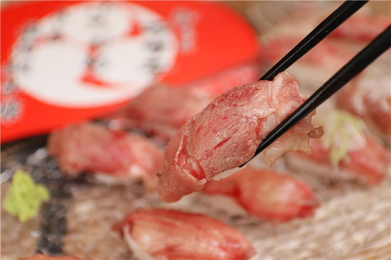 日本美食-肉屋ししゃ 沖繩丨那霸 平和通商店街裡的高檔石垣和牛握壽司 - 第27張圖 IMG_3917