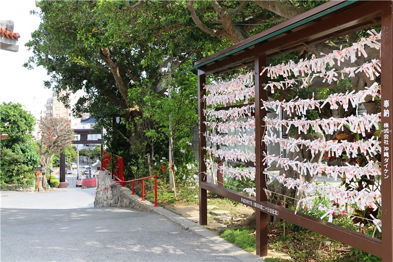 日本旅遊-波之上神宮 那霸市丨波之上海灘 建築於岩石邊的歷史海上神社 - 第5張圖 IMG_4082