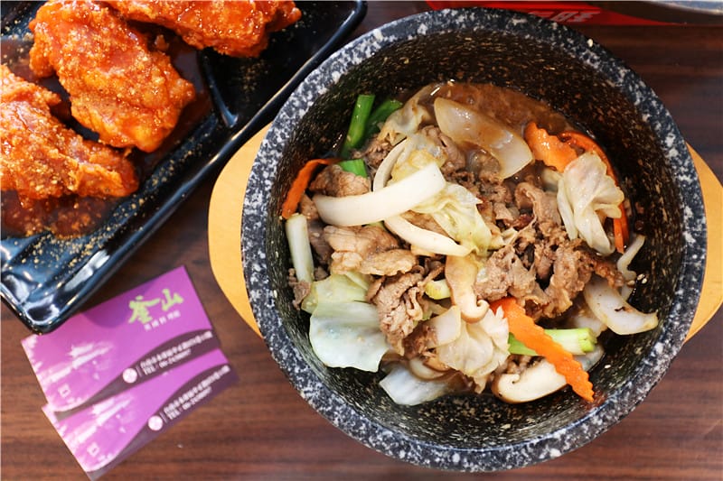 台南美食-釜山異國料理館 春川起司炒雞丨隱身巷弄小館 平價式的韓式料理美味 - 第18張圖 IMG_9859