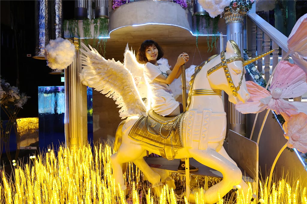 090A2357