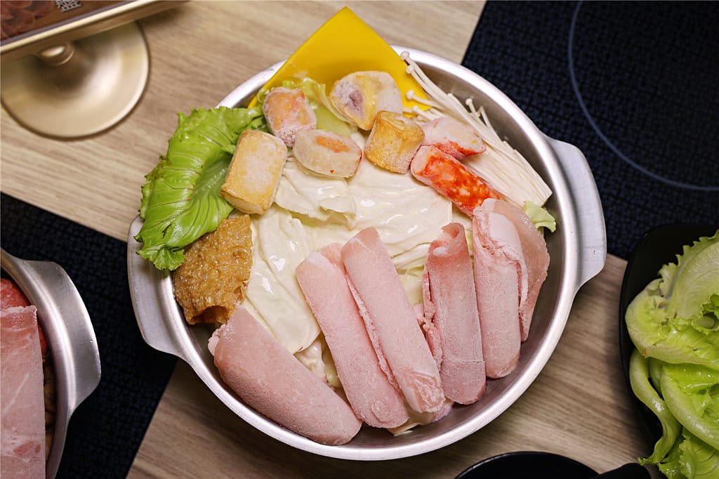 高雄美食-典之味火鍋 新開幕!! 佰元平價質感小火鍋 泡麵. 高雄美食-典之味火鍋 新開幕!! 佰元平價質感小火鍋 泡麵.