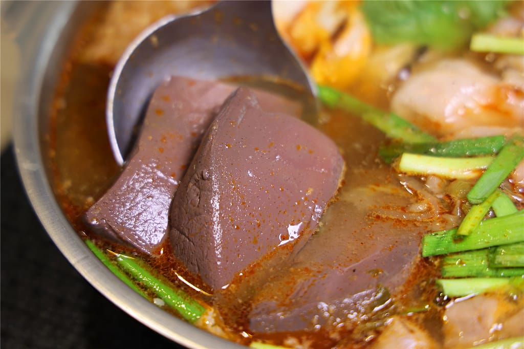 高雄美食-典之味火鍋 新開幕!! 佰元平價質感小火鍋 泡麵. 高雄美食-典之味火鍋 新開幕!! 佰元平價質感小火鍋 泡麵.