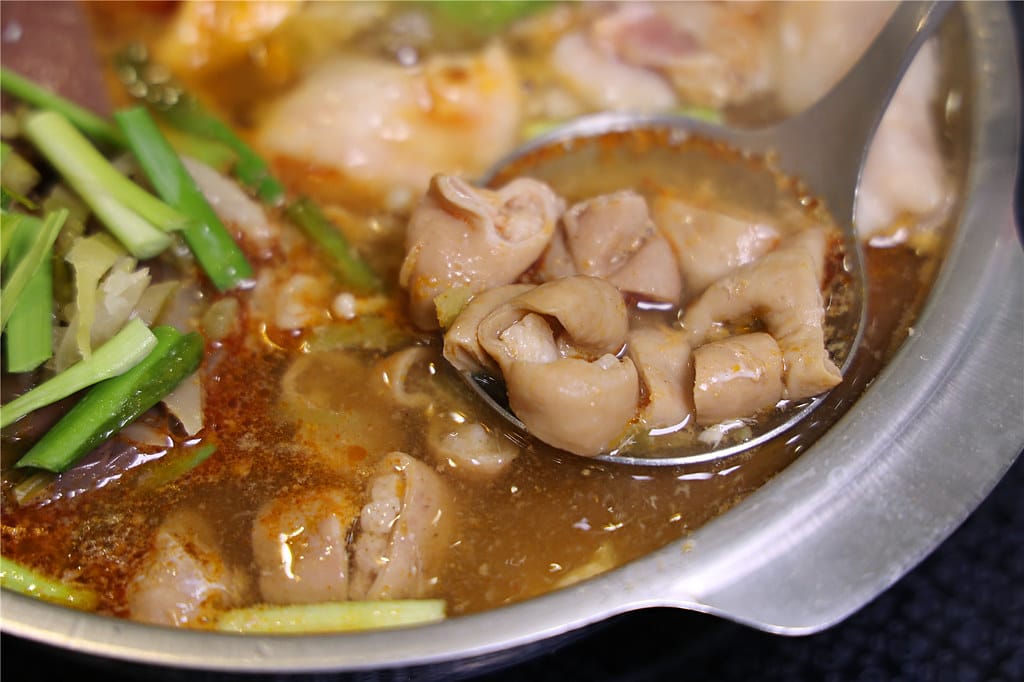 高雄美食-典之味火鍋 新開幕!! 佰元平價質感小火鍋 泡麵. 高雄美食-典之味火鍋 新開幕!! 佰元平價質感小火鍋 泡麵.