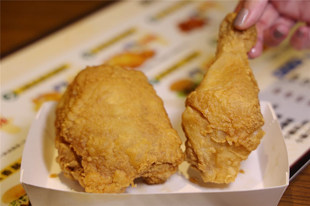 高雄美食-德州小騎士(新光左營門市) 人生第一口脆皮炸雞!? 090A9092