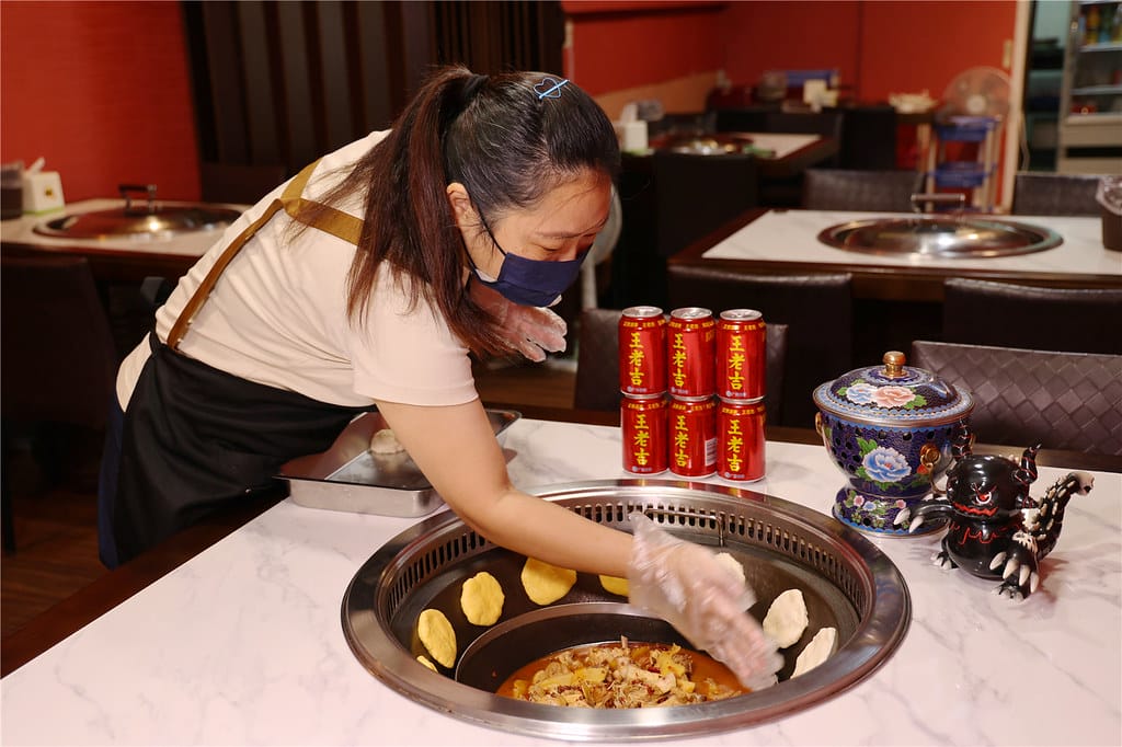 台南美食-鄉村柴火雞 正宗!! 源自四川道地柴火雞丨特製辣炒 090A9181