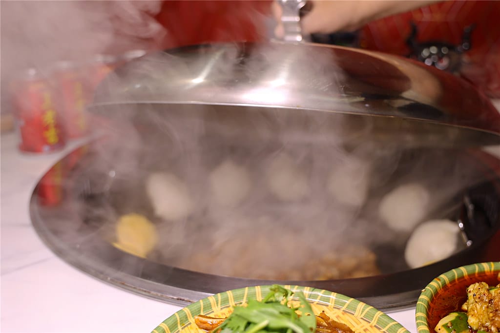 台南美食-鄉村柴火雞 正宗!! 源自四川道地柴火雞丨自製豆瓣 090A9209