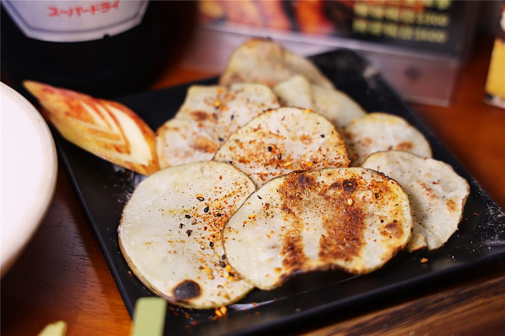 雲林美食-酒窩焼き鳥 招牌起司烤飯糰丨宵夜場不敗的人氣選擇~ 090A0985