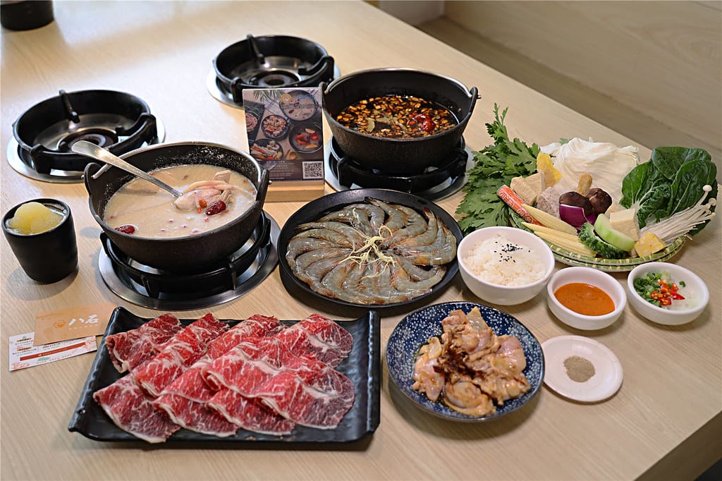 嘉義美食-八石什鍋(嘉義店) 食補火鍋湯頭的專家丨飲料.蔬菜 090A1082