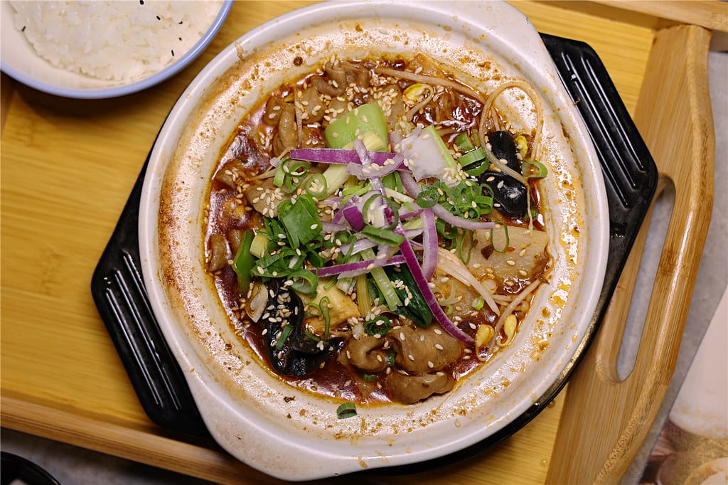 台南美食-小卒砂鍋雞米飯 新開幕!? 這鍋飯有點強~ 一人一 090A3399
