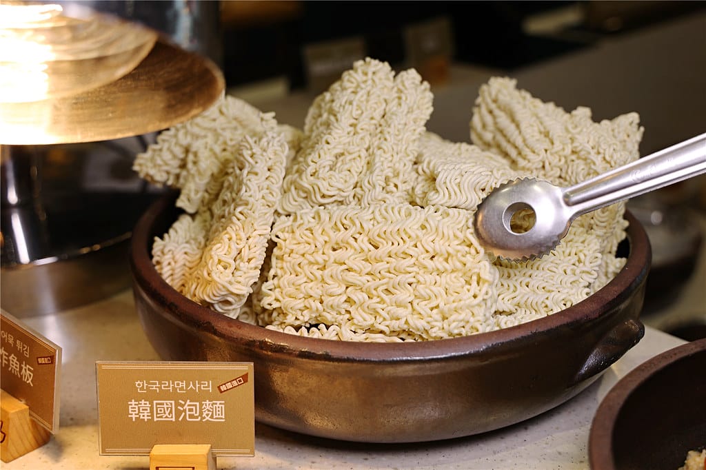 台南美食-兩餐韓國年糕火鍋吃到飽(台南店) 正宗韓國年糕.魚 090A4007