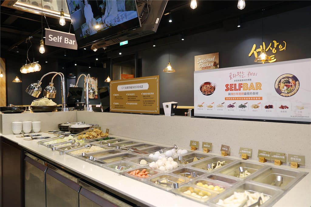 台南美食-兩餐韓國年糕火鍋吃到飽(台南店) 正宗韓國年糕.魚 090A4019