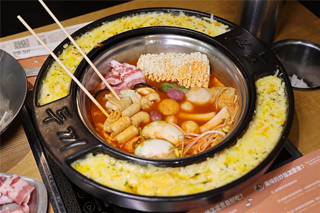 台南美食-兩餐韓國年糕火鍋吃到飽(台南店) 正宗韓國年糕.魚 090A4081