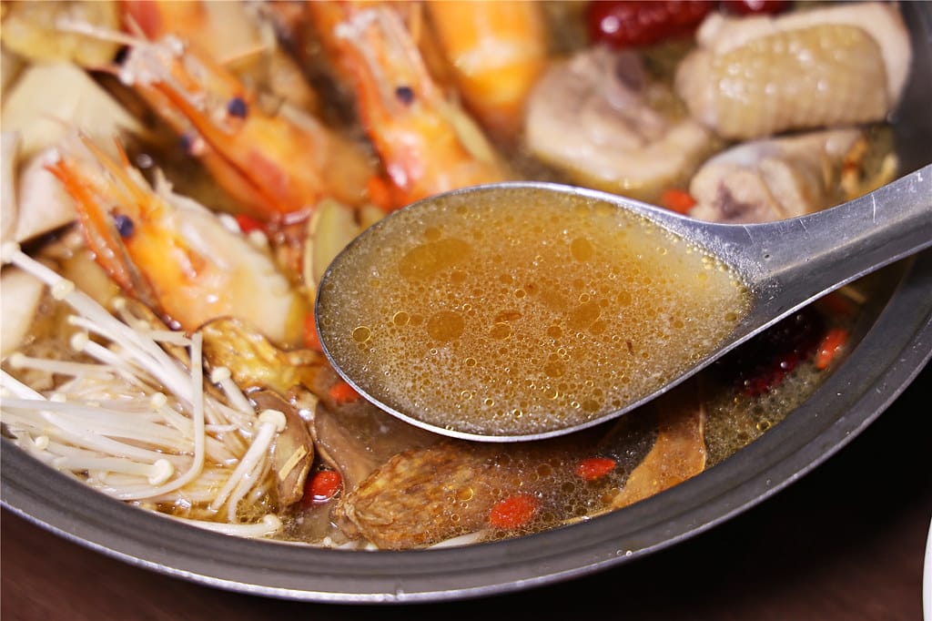 台南美食-泰蝦了活體泰國蝦料理 選用專養高質感活體泰國蝦~ 