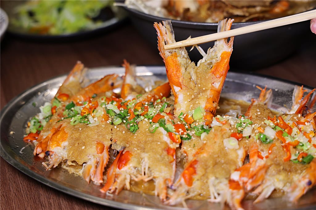 台南美食-泰蝦了活體泰國蝦料理 選用專養高質感活體泰國蝦~ 