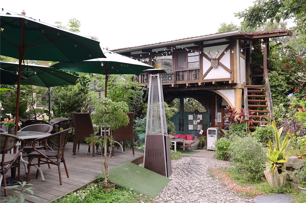 屏東美食-旁聽席 風景宜人的異國料理餐廳丨超適合情侶約會的私