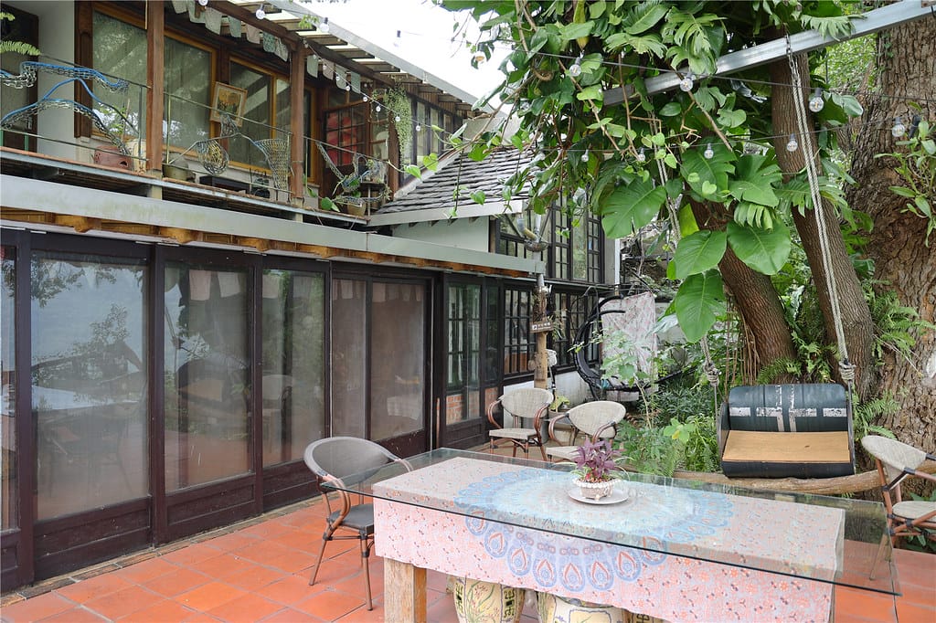 屏東美食-旁聽席 風景宜人的異國料理餐廳丨超適合情侶約會的私