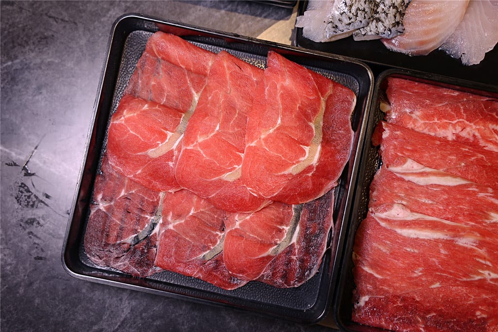 屏東美食-新千葉火鍋(屏東店) 不只是火鍋吃到飽? 猶如高檔