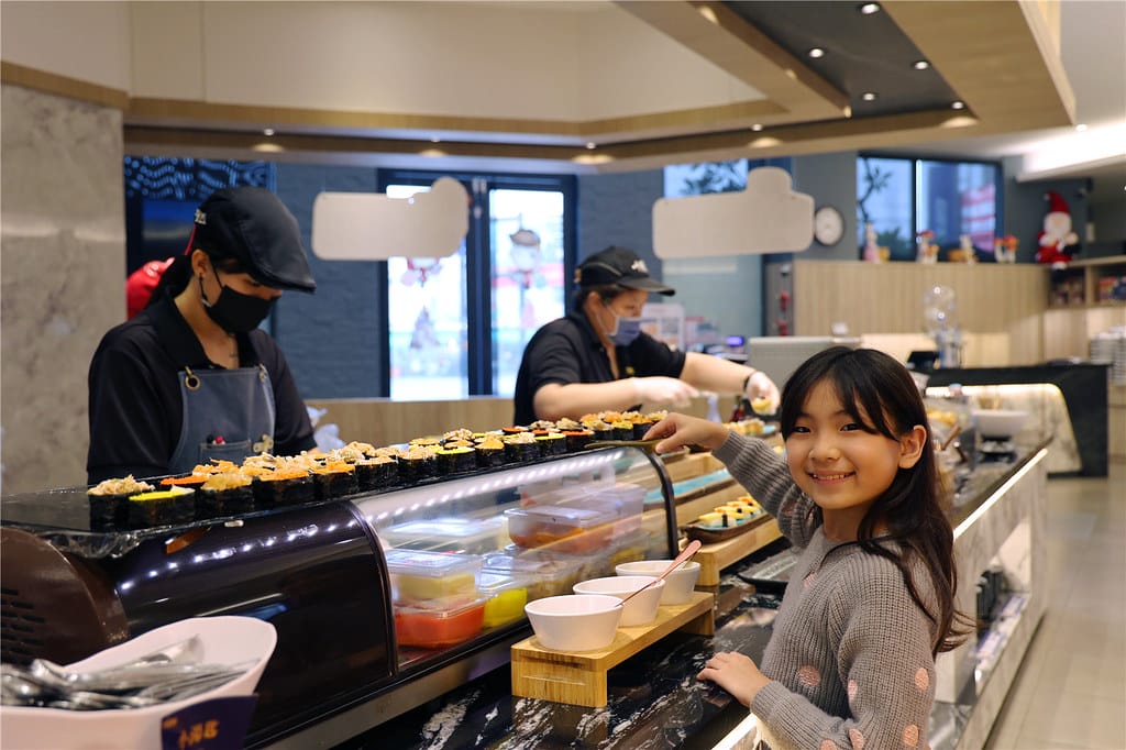 屏東美食-新千葉火鍋(屏東店) 不只是火鍋吃到飽? 猶如高檔