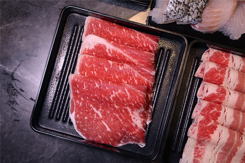 屏東美食-新千葉火鍋(屏東店) 不只是火鍋吃到飽? 猶如高檔