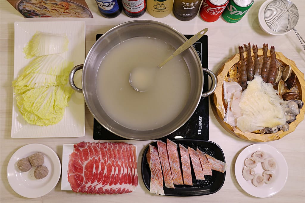 台南美食-芳鍋魚翅鍋物 新開幕!! 以實在價格享受極品魚翅~