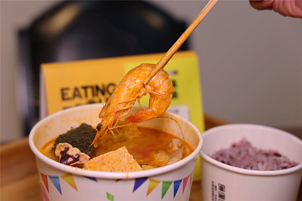 台南小吃-食樂拾參 餐盒鍋物專賣(1013成大店) 平價式鍋