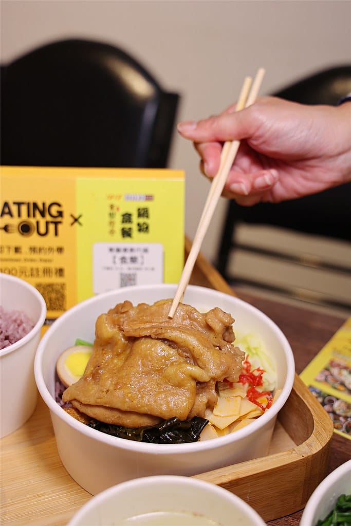 台南小吃-食樂拾參 餐盒鍋物專賣(1013成大店) 平價式鍋
