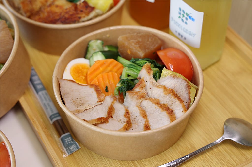 台南美食-野餐日(台南怡東店) 新開幕!! 來自嘉義最多元化