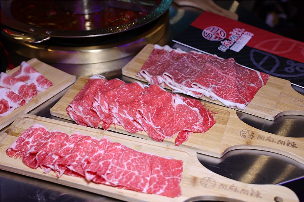 高雄美食-開麻開辣 鴛鴦火鍋.乾鍋.快炒吃到飽 新開幕~ 多 高雄美食-開麻開辣 鴛鴦火鍋.乾鍋.快炒吃到飽 新開幕~ 多