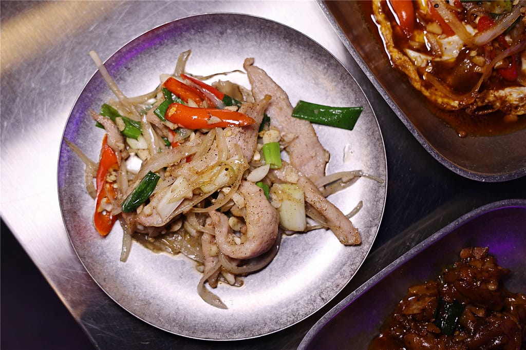 高雄美食-開麻開辣 鴛鴦火鍋.乾鍋.快炒吃到飽 新開幕~ 多 高雄美食-開麻開辣 鴛鴦火鍋.乾鍋.快炒吃到飽 新開幕~ 多