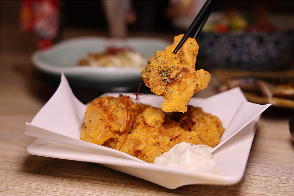 高雄美食-元町壽司 不起眼的日式料理店~ 竟是職人級團膳老師
