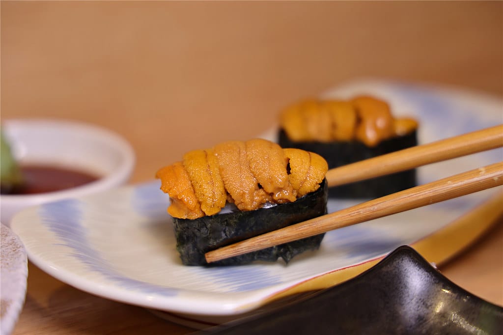 高雄美食-典食盛津 職人級丼飯.生魚片.炙燒壽司~ 每口都能