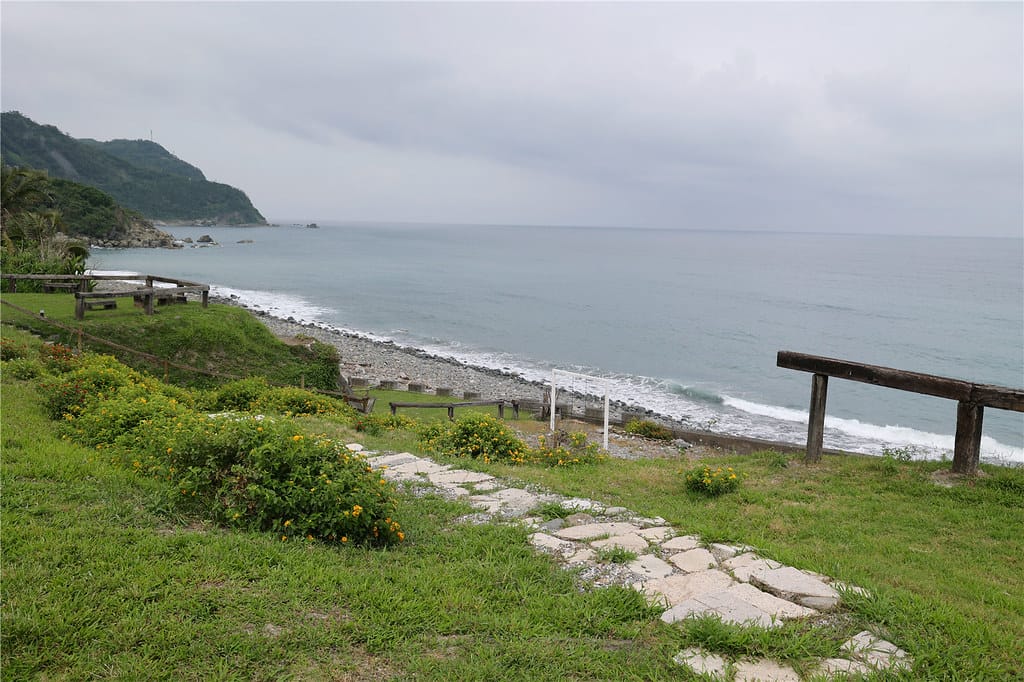 花蓮住宿-Noosa海岸行館 一間距離海岸線僅需60秒的海景