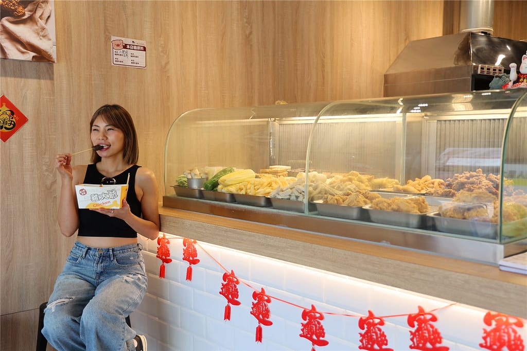 台南小吃-雞大爺(新市華興店) 超人氣大雞排丨美式咔啦炸雞丨