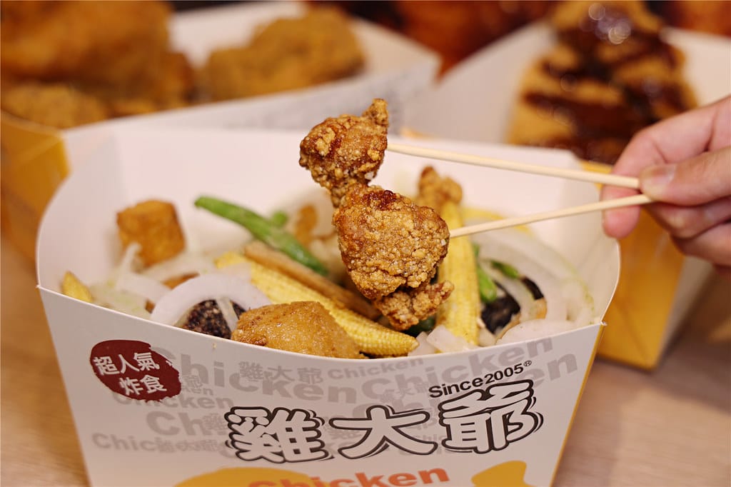 台南小吃-雞大爺(新市華興店) 超人氣大雞排丨美式咔啦炸雞丨