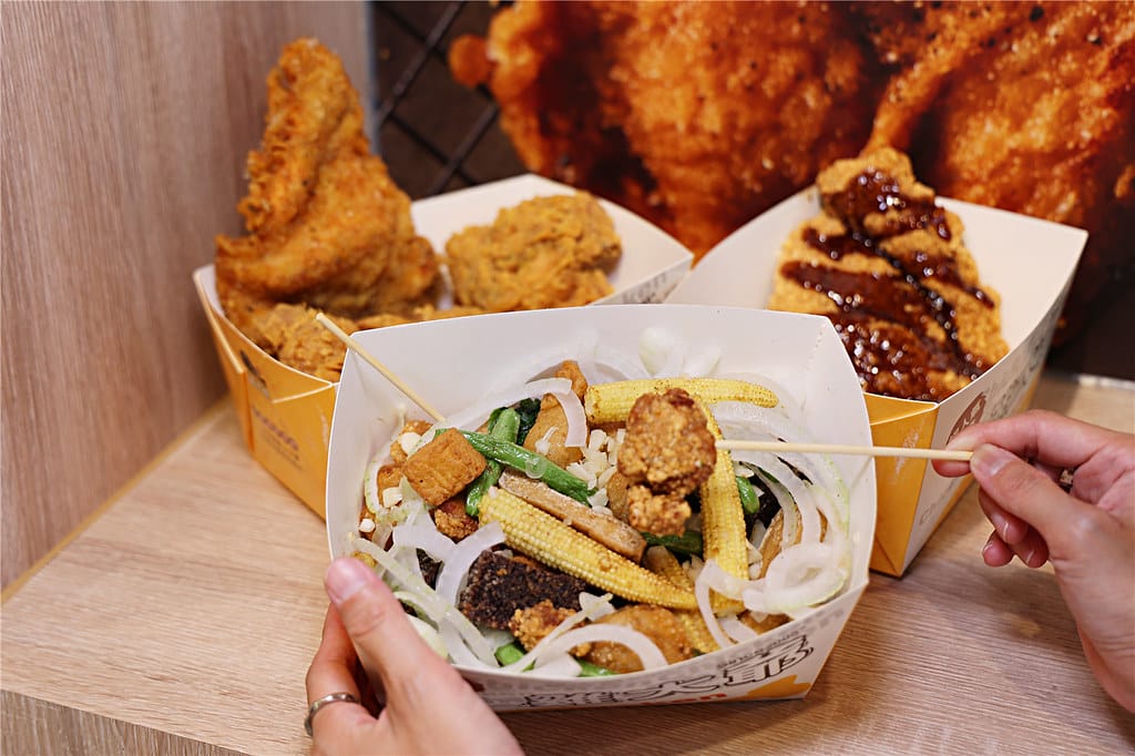 台南小吃-雞大爺(新市華興店) 超人氣大雞排丨美式咔啦炸雞丨