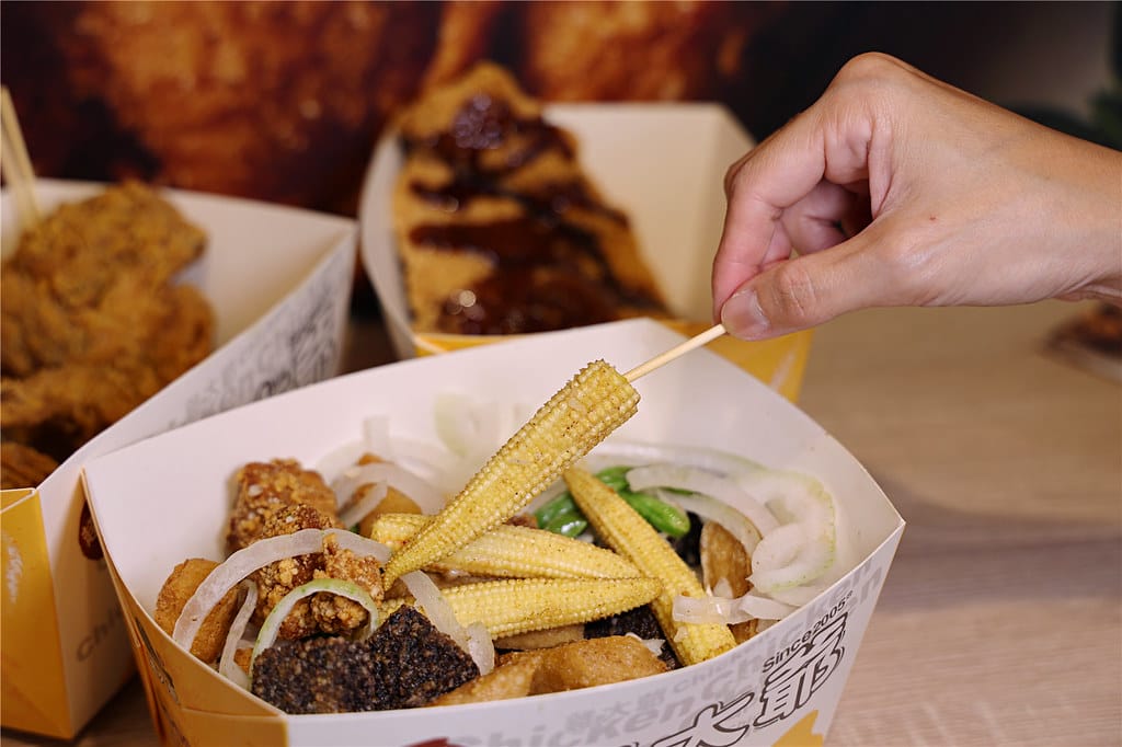 台南小吃-雞大爺(新市華興店) 超人氣大雞排丨美式咔啦炸雞丨