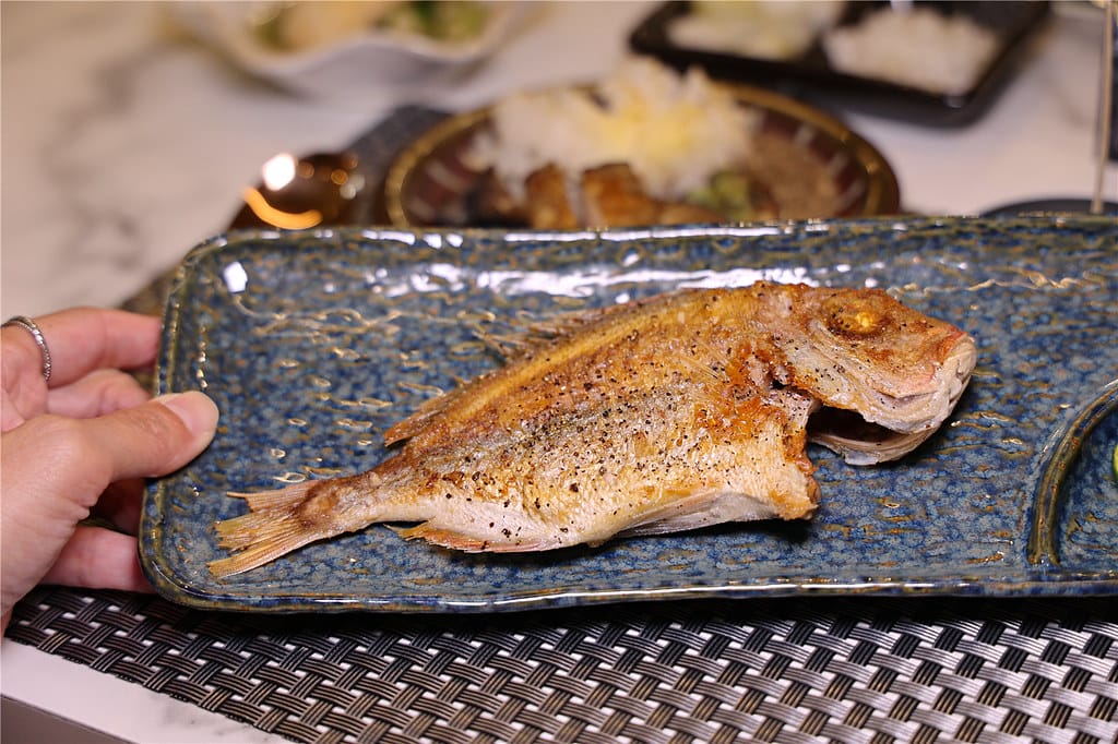 台南美食-明水然.樂(台南中山店) Google評論4.8 