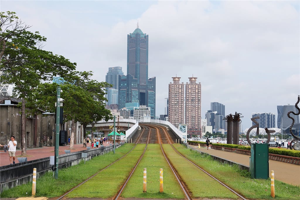 高雄美食-永心浮島 絕美大港橋河景相伴丨高消費質感景觀餐廳