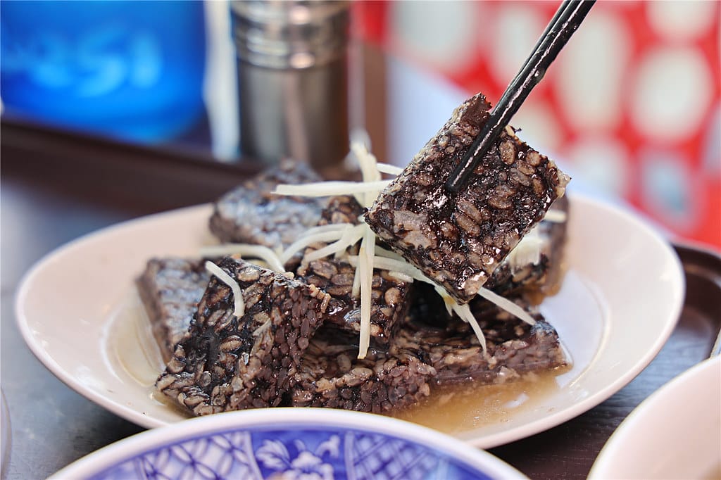 台南小吃-七股鮮鴨肉羹(佳里店) 百元美食推薦!! 一碗香氣