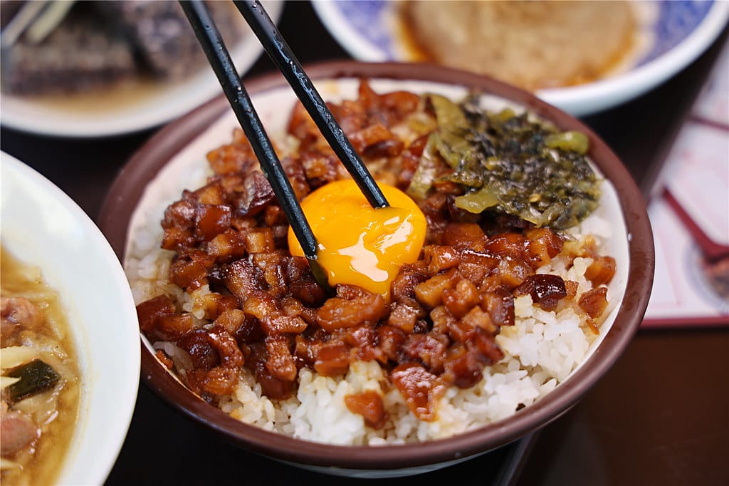 台南小吃-七股鮮鴨肉羹(佳里店) 百元美食推薦!! 一碗香氣