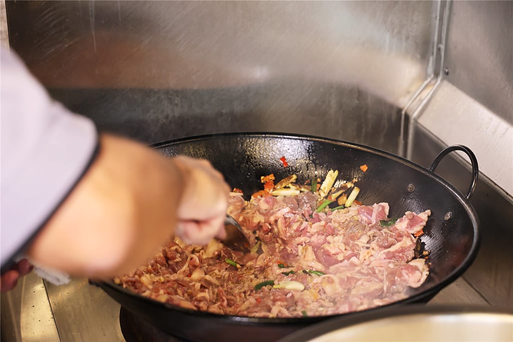 台南小吃-七股鮮鴨肉羹(佳里店) 百元美食推薦!! 一碗香氣
