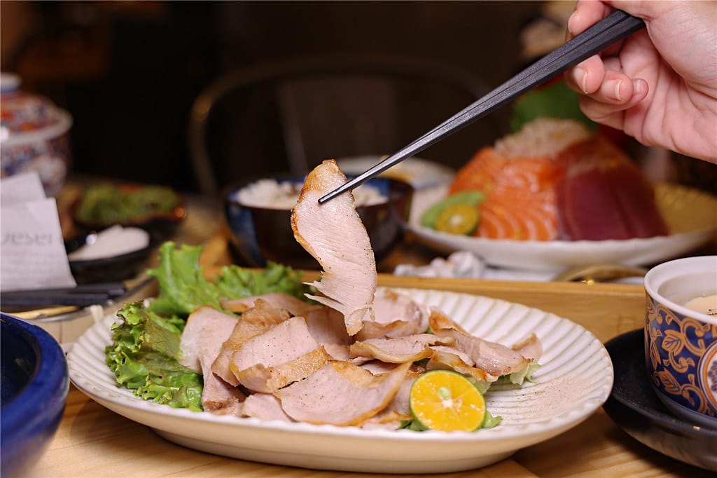 嘉義美食-心晴 日式定食專売 上班族最愛日式簡餐料理丨家庭聚