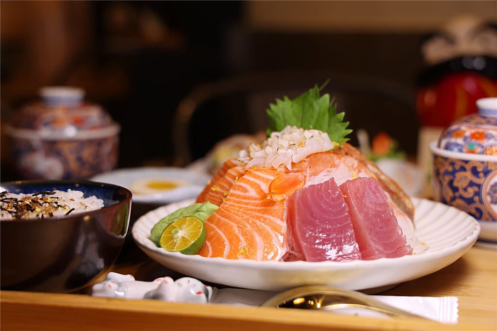 嘉義美食-心晴 日式定食專売 上班族最愛日式簡餐料理丨家庭聚