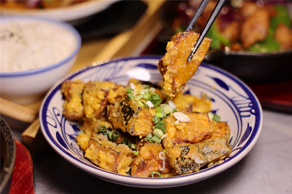 台南美食-遇山茶 老火雞湯 最道地的佰元川味砂鍋菜丨最下飯菜 台南美食-遇山茶 老火雞湯 最道地的佰元川味砂鍋菜丨最下飯菜