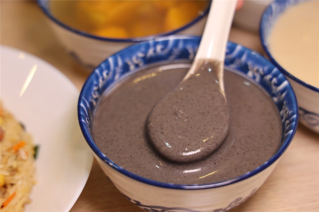 台南美食-老吳冰室 你知道茶餐廳與冰室的差異嗎!? 這裡有最 台南美食-老吳冰室 你知道茶餐廳與冰室的差異嗎!? 這裡有最