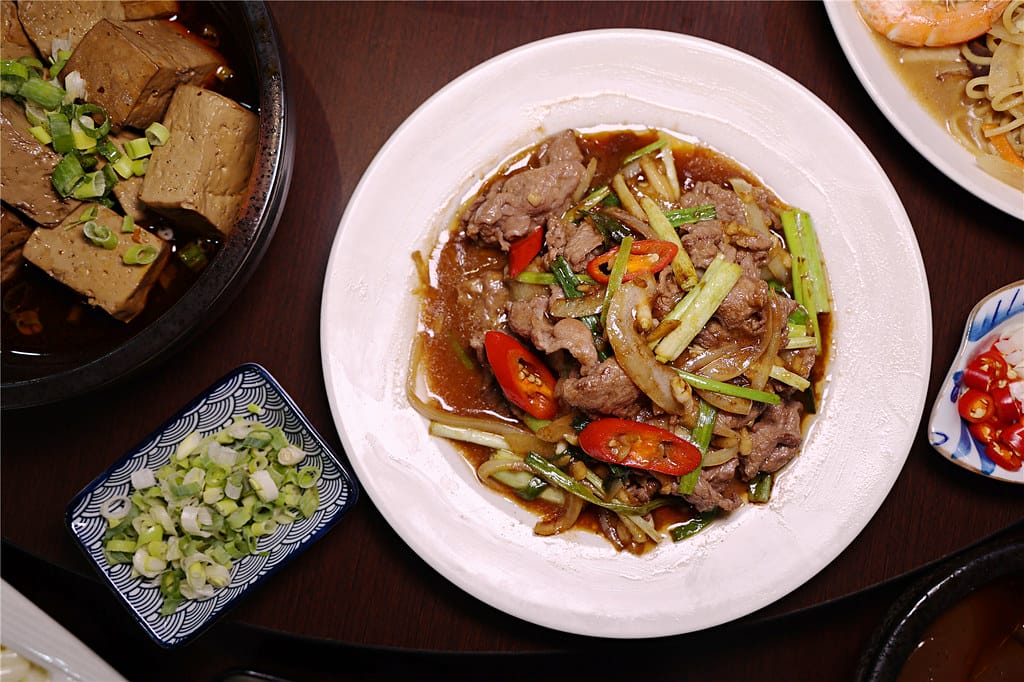 雲林美食-老潮興 汕頭火鍋.串燒.熱炒 包場竟能變身駐唱歌手 雲林美食-老潮興 汕頭火鍋.串燒.熱炒 包場竟能變身駐唱歌手