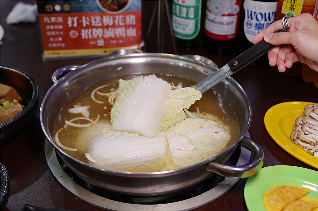 雲林美食-老潮興 汕頭火鍋.串燒.熱炒 包場竟能變身駐唱歌手 雲林美食-老潮興 汕頭火鍋.串燒.熱炒 包場竟能變身駐唱歌手